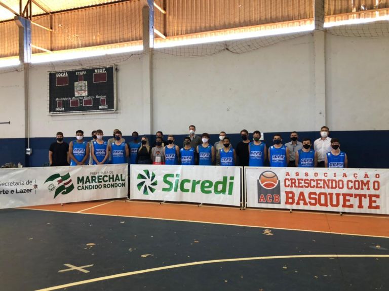 Sicredi Aliança PR/SP firma parceira com a Associação Crescendo com o Basquete