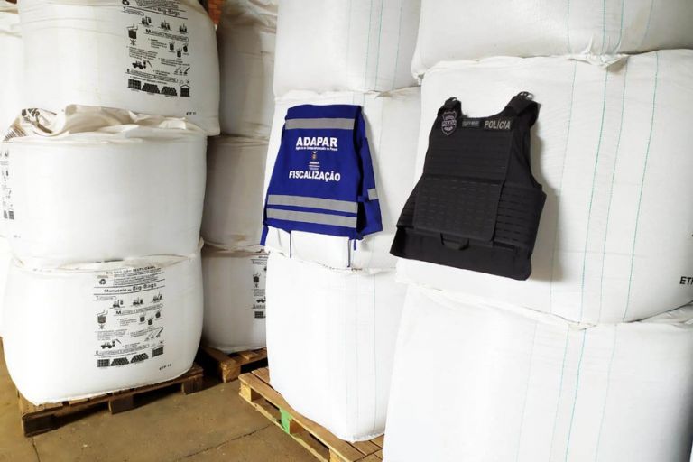 Laudo da Adapar confirma fraude em fertilizantes apreendidos em empresas de Marechal e Mercedes; foram seis cargas de produtos adulterados