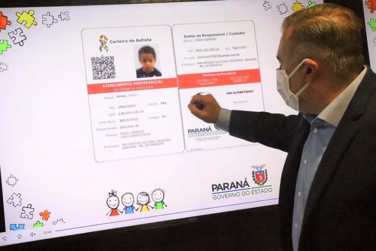 Paraná já registrou 2,6 mil Carteiras de Identificação da Pessoa Autista