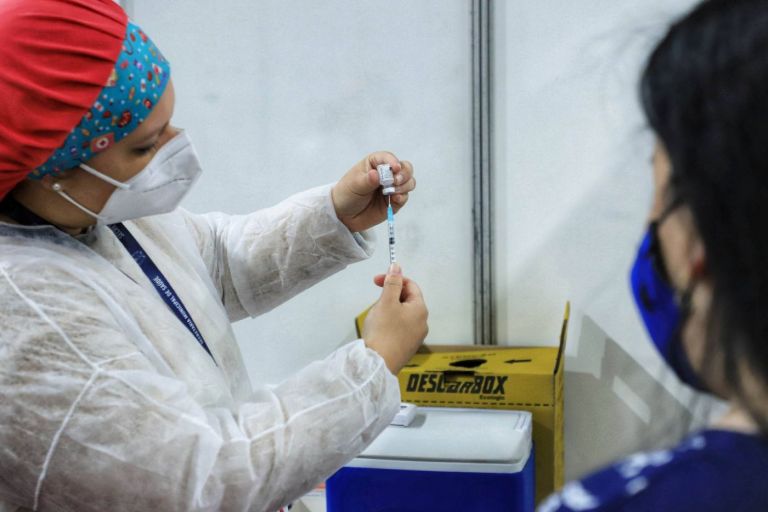 Brasil avalia aplicar dose de reforço da vacina contra Covid a público específico