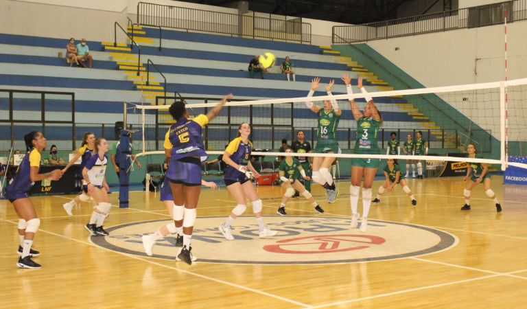 Vôlei Marechal sofre 1ª derrota no Paranaense; próximo desafio acontece neste sábado