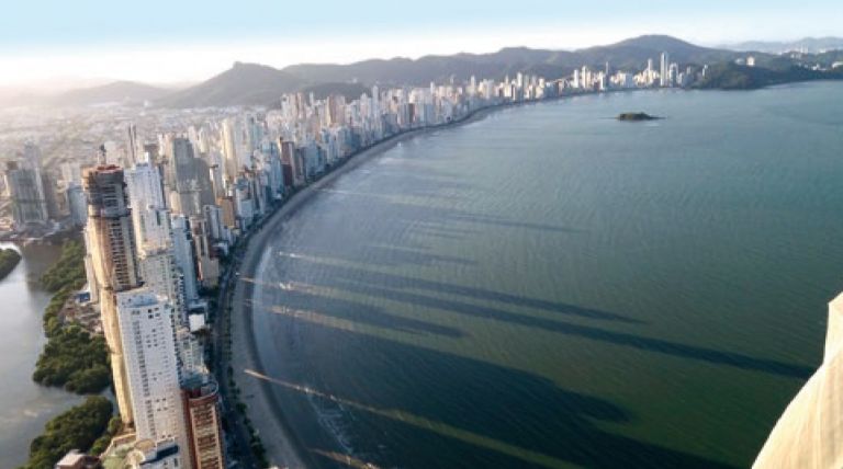 Sombras que sombreiam Camboriú ameaçam sombrear Cascavel: a quem e por que é dado o direito de roubar o sol?