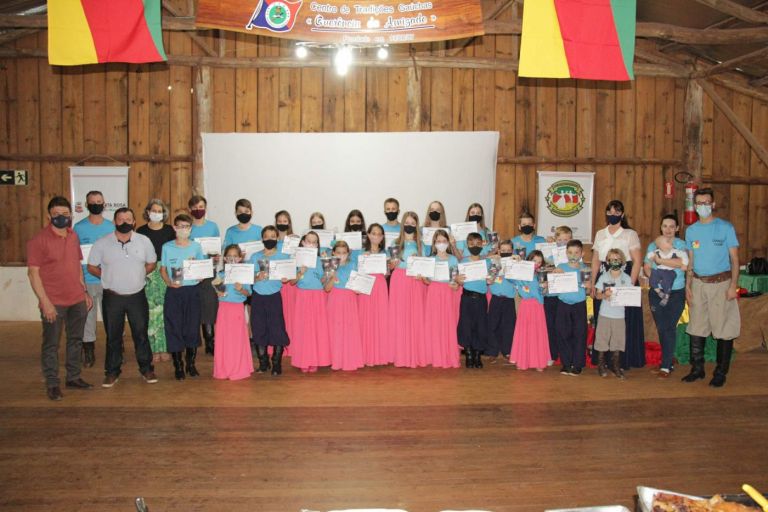 Evento alusivo a Semana Farroupilha foi realizado em Nova Santa Rosa