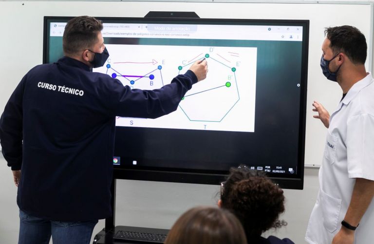 Senai renova modelo de ensino e inclui novo portfólio de serviços customizáveis e disponível para todo Paraná