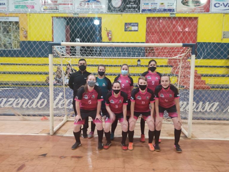 Quatro Pontes se classifica para semifinal da 2ª Copa Opção Telecom de Futsal