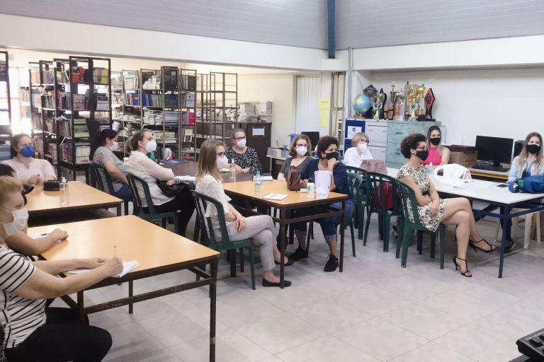 Secretaria de Educação capacita pedagogos com oficinas sobre o Novo Ensino Médio