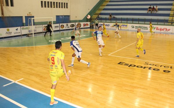 Em casa e com torcida, Marechal perde para Chopinzinho na Série Ouro