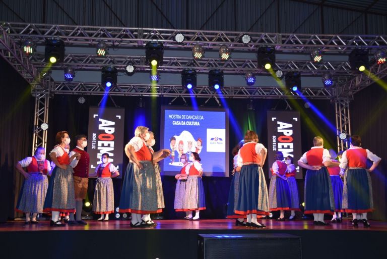 Mostra de Danças abrilhanta 29º aniversário de Quatro Pontes