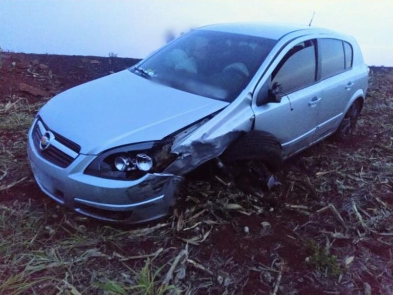 Colisão frontal de carros é registrada entre Mercedes e Arroio Guaçu