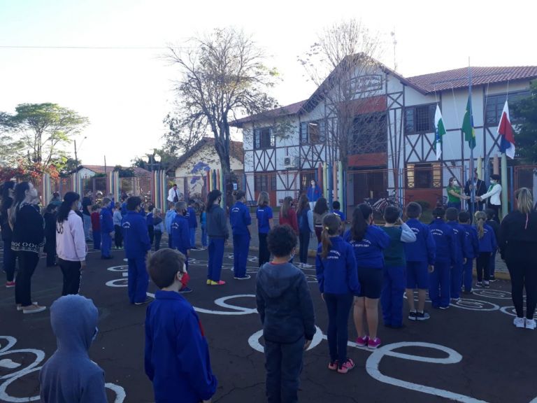 Solenidade dá início à Semana da Pátria em Quatro Pontes