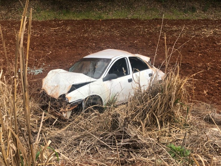 Rondonense de 29 anos fica ferido após capotar veículo entre Marechal Rondon e Nova Santa Rosa