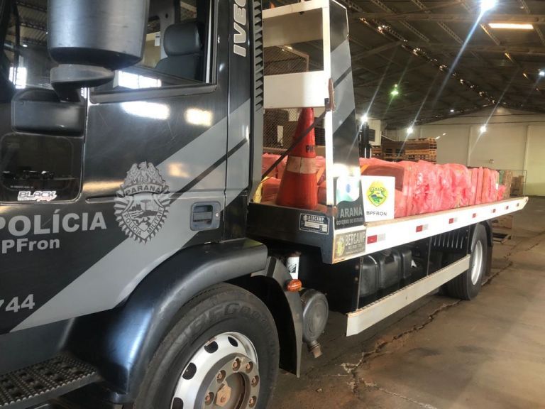 BPFron apreende 3.650 pacotes de cigarros contrabandeados em Entre Rios do Oeste