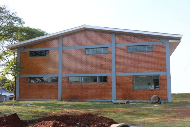 Aberto edital para indústria de confecções em São Clemente; concessão de benefícios chega a R$ 1,6 milhão