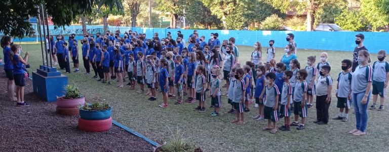Escolas municipais realizam atos cívicos em comemoração à Semana da Pátria