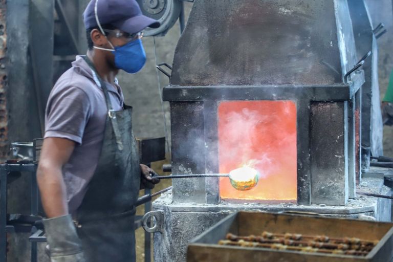 Faturamento da Indústria de Transformação recua 3,4% em agosto