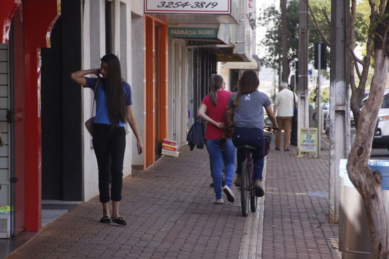 Comércio rondonense atende em horário especial neste sábado