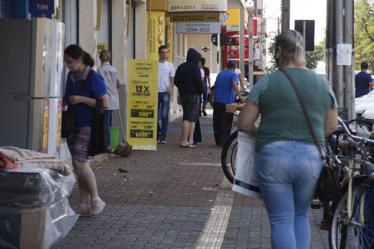 Trabalhadores do comércio varejista de Marechal Rondon têm reajuste salarial de 12%