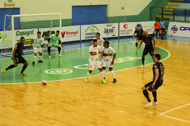 Marechal vai enfrentar o Chopinzinho na briga por vaga nas quartas da Série Ouro