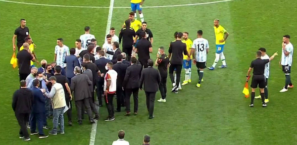 Fifa informa que já recebeu relatórios da partida entre Brasil e Argentina; “loucura”, diz presidente da entidade