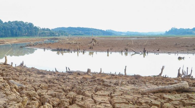 Entenda por que o último trimestre teve escassez e excesso de chuva no Brasil