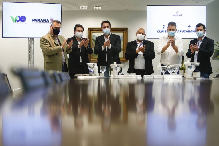 Governador confirma retorno do programa Voe Paraná ainda neste mês