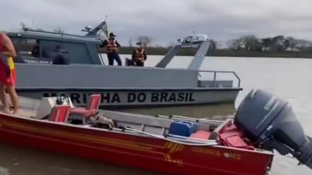Seis corpos são encontrados após naufrágio de barco-hotel no Rio Paraguai