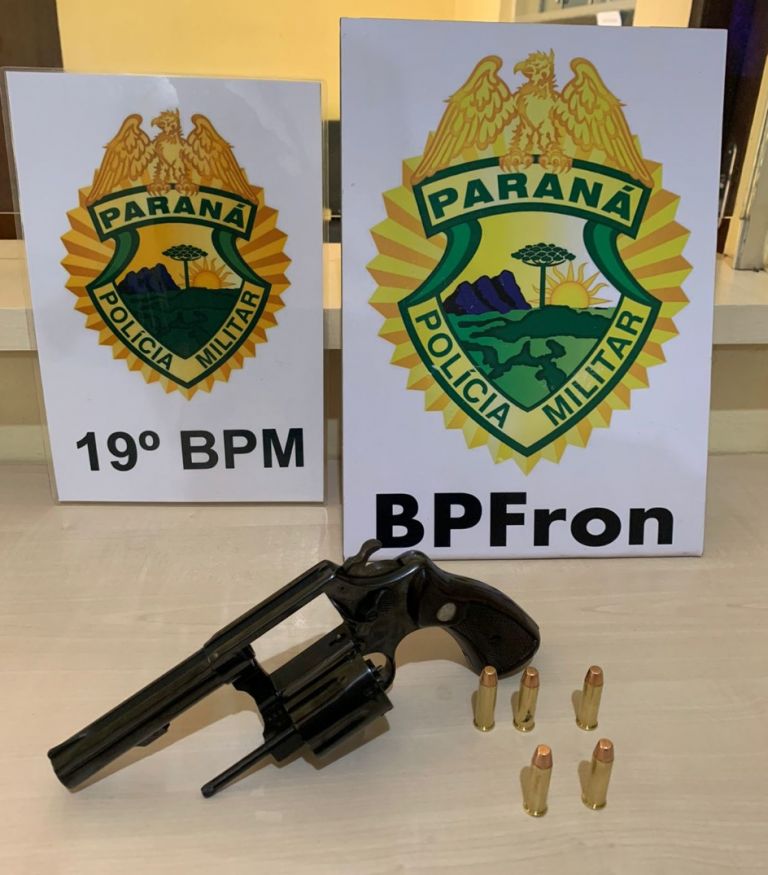 BPFron e PM aprendem elemento por posse ilegal de arma durante abordagem em Guaíra