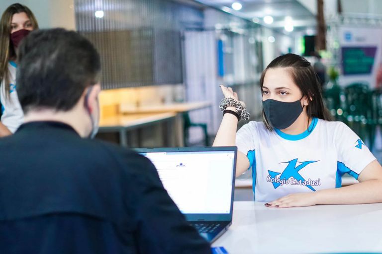 Com Cartão Futuro, governo prevê a contratação de 20 mil aprendizes e a redução da evasão escolar