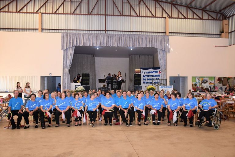 Comemoração dos 29 anos de Quatro Pontes segue domingo com apresentações da terceira idade