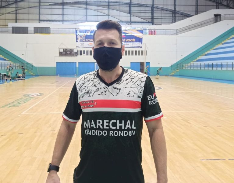 Quatro jogos abrem nesta quinta-feira o Municipal de Futsal