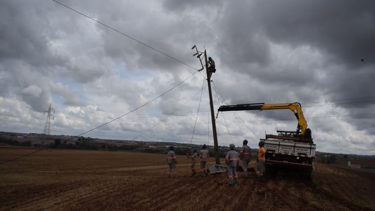 Temporal do fim de semana foi o mais grave enfrentado pela Copel no interior do Paraná