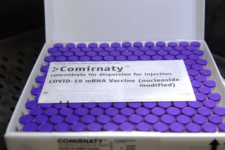 Paraná recebe novo lote com 555.750 imunizantes da Pfizer/BioNTech na sexta-feira