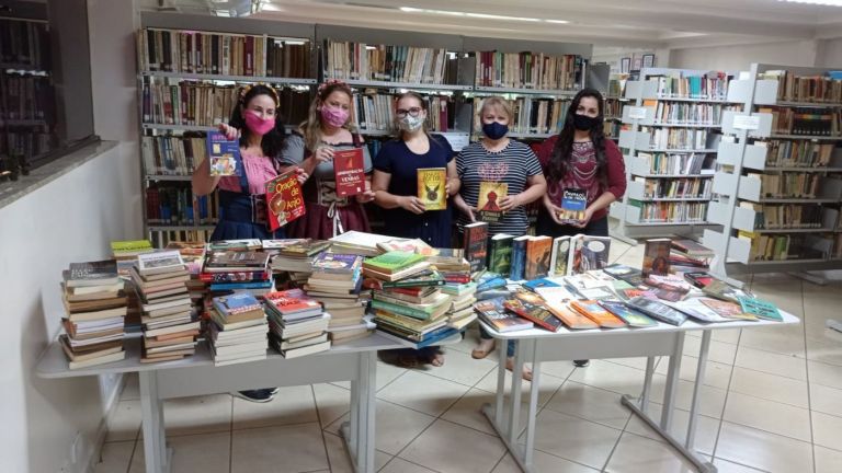 Biblioteca Pública de Marechal Rondon recebe doação de mais de 300 livros