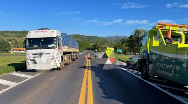 Mulher de 48 anos morre em acidente com moto na BR-277