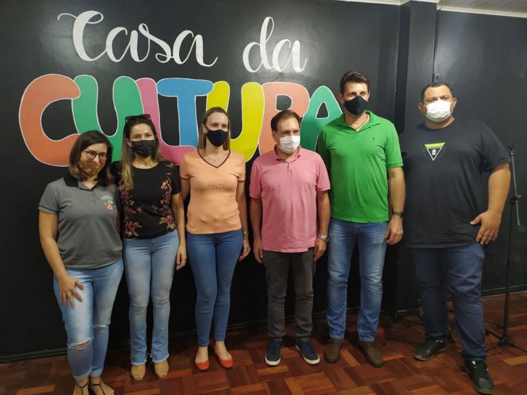 Deputado Ademir Bier recebe demandas dos setores de Educação e Cultura de Santa Helena