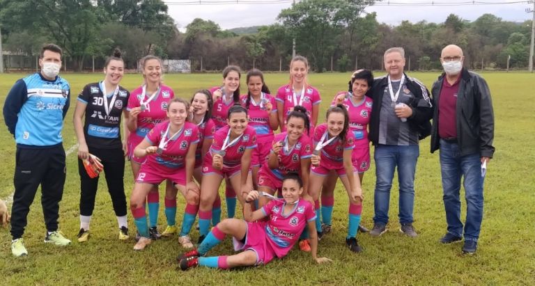 Premiados os destaques do Paraná Bom de Bola Feminino