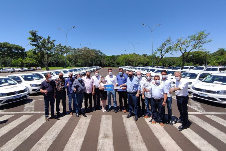Governador entrega 48 carros para frota da Saúde dos municípios da região de Foz do Iguaçu