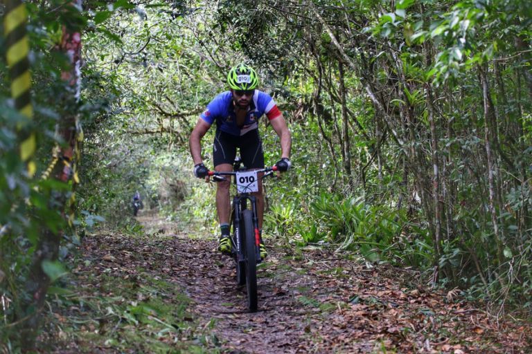 Jogos de Aventura e Natureza, Parajaps e Bom de Bola movimentam o fim de semana