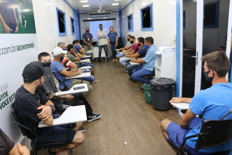 Senai e Prefeitura de Santa Helena iniciam curso de manutenção automotiva