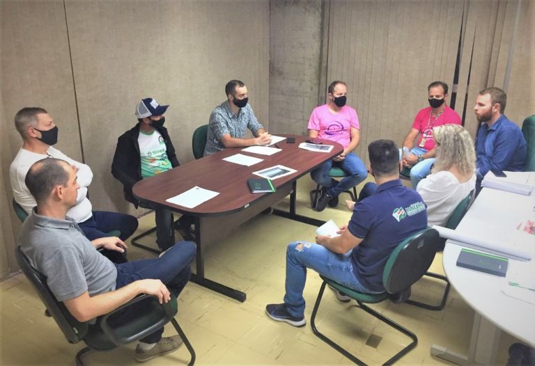 Reunião discute ciclovia e iluminação da rodovia entre Clube Lira e Novo Horizonte