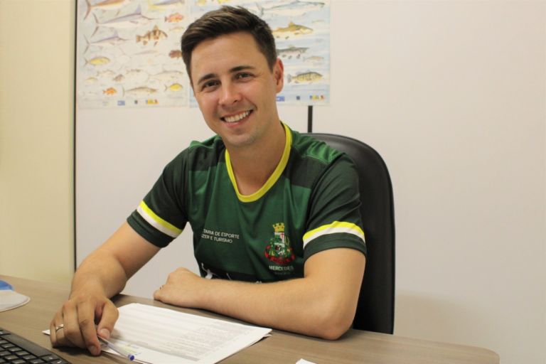 Campeonatos de futsal e voleibol marcam retomada das competições em Mercedes