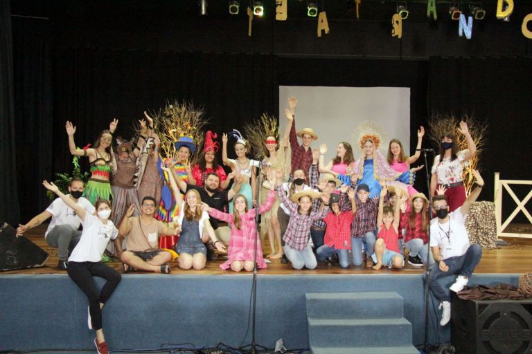 Teatrando apresenta peças sobre Lendas Brasileiras em Nova Santa Rosa