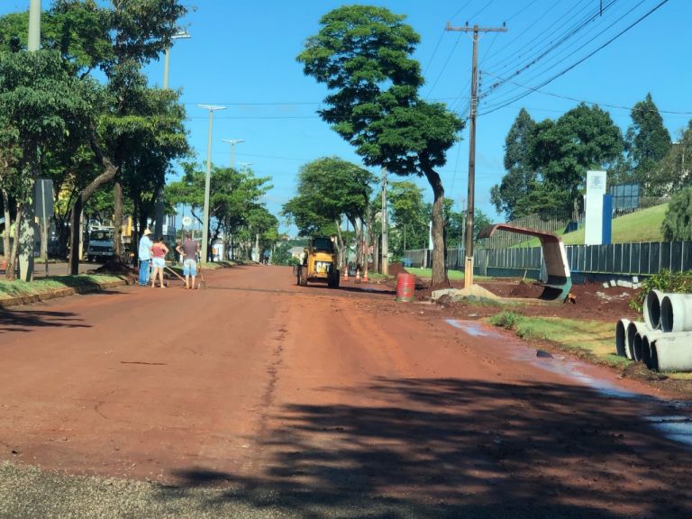 Obras na Avenida Rio Grande do Sul exigem atenção de motoristas e pedestres