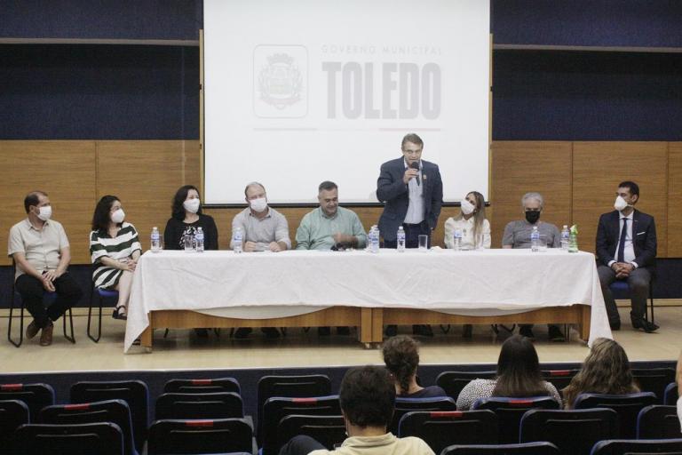 Covid-19: campanha de segundas doses de vacina é lançada em Toledo