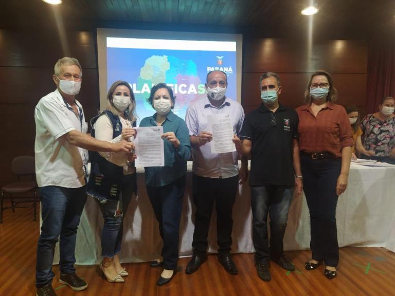 Quatro Pontes adere ao PlanificaSUS Paraná