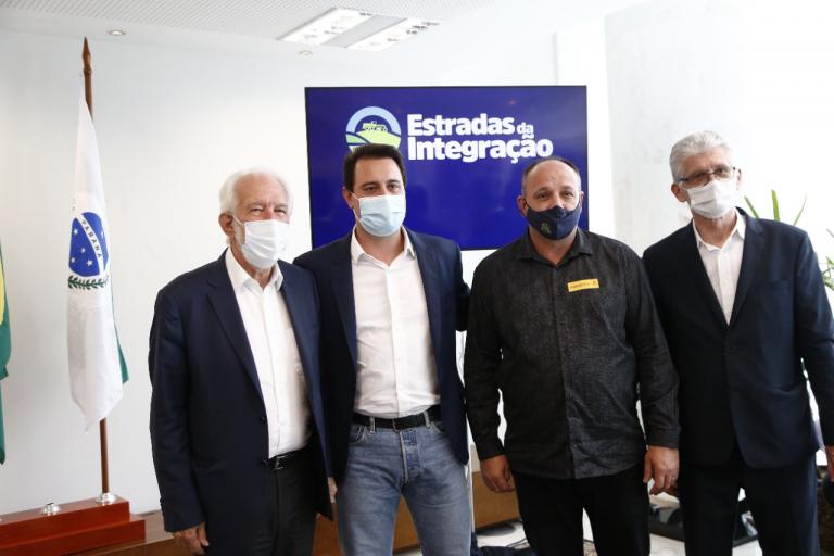 Em Curitiba, prefeito de Quatro Pontes cumpre agenda e busca mais recursos