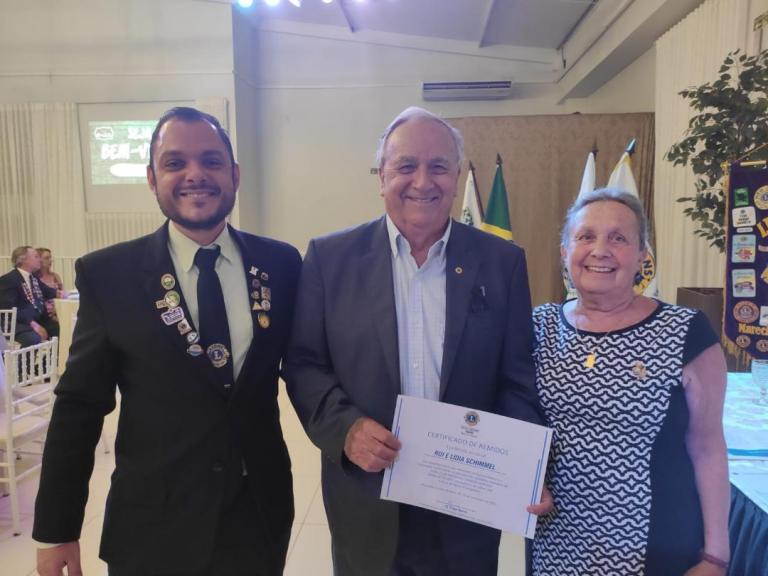 Novos associados são empossados no Lions Clube Marechal Rondon