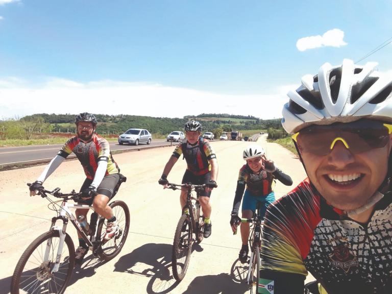 Quarteto rondonense faz pedal de 500 quilômetros e passa por 17 municípios