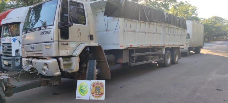 BPFron e PF apreendem caminhão carregado com cigarros contrabandeados em Marechal Rondon
