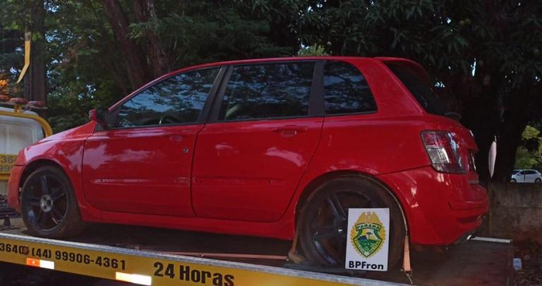 BPFron encontra veículo furtado estacionado em residência de Guaíra